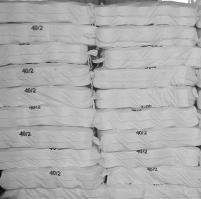 Χρώματα 40 / 2 100% Polyester Spun Yarn για Polyester ραπτικό νήμα